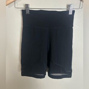 Movement Size XS Black Women's Shorts